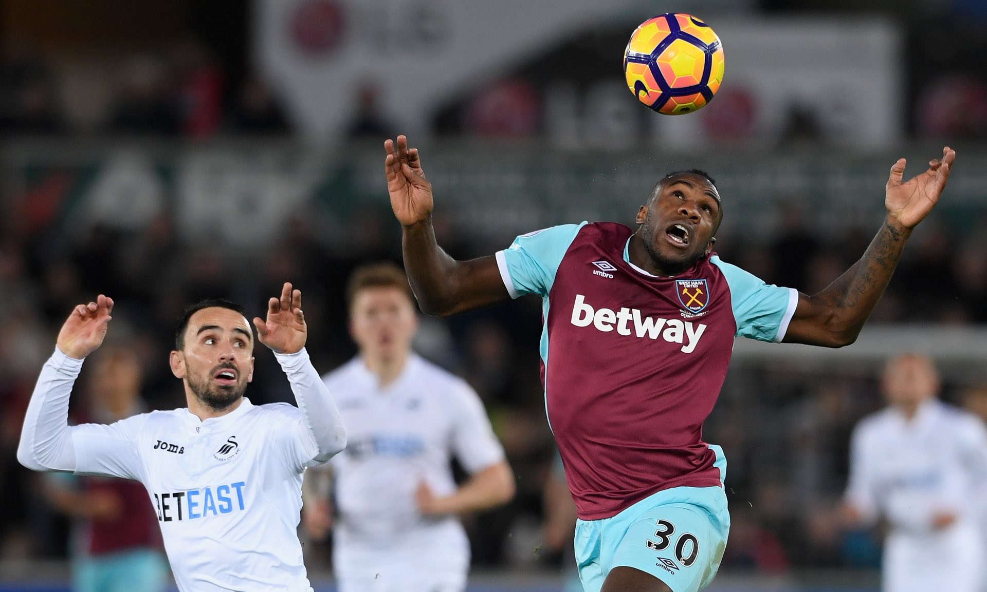 1.65亿！正式续约湖人！全联盟都在抨击你，你却天神下凡拯救湖人.