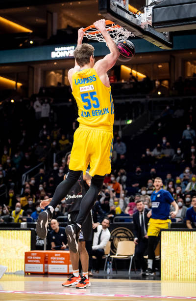 这场比赛的 这场比赛的