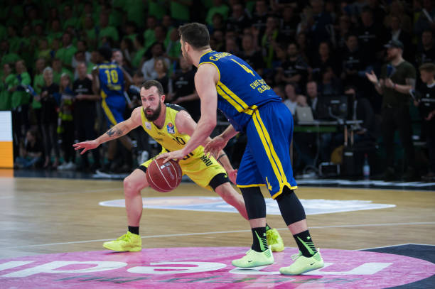 2-6,3-6！斯佳辉，雷佩凡，也败了！.