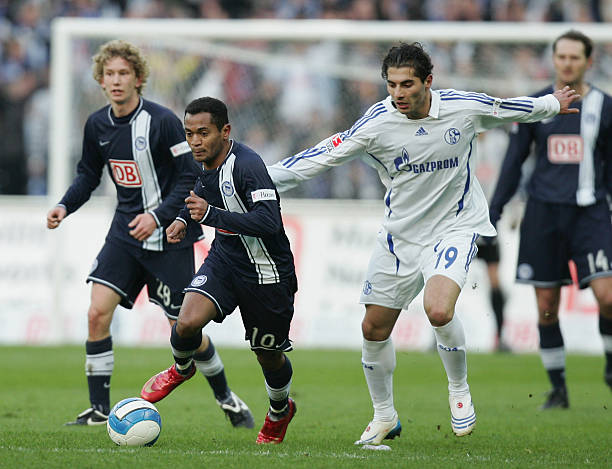 全国田径投掷项群赛成都站：奥运季军赵杰夺冠 严子怡破世界青年纪录.